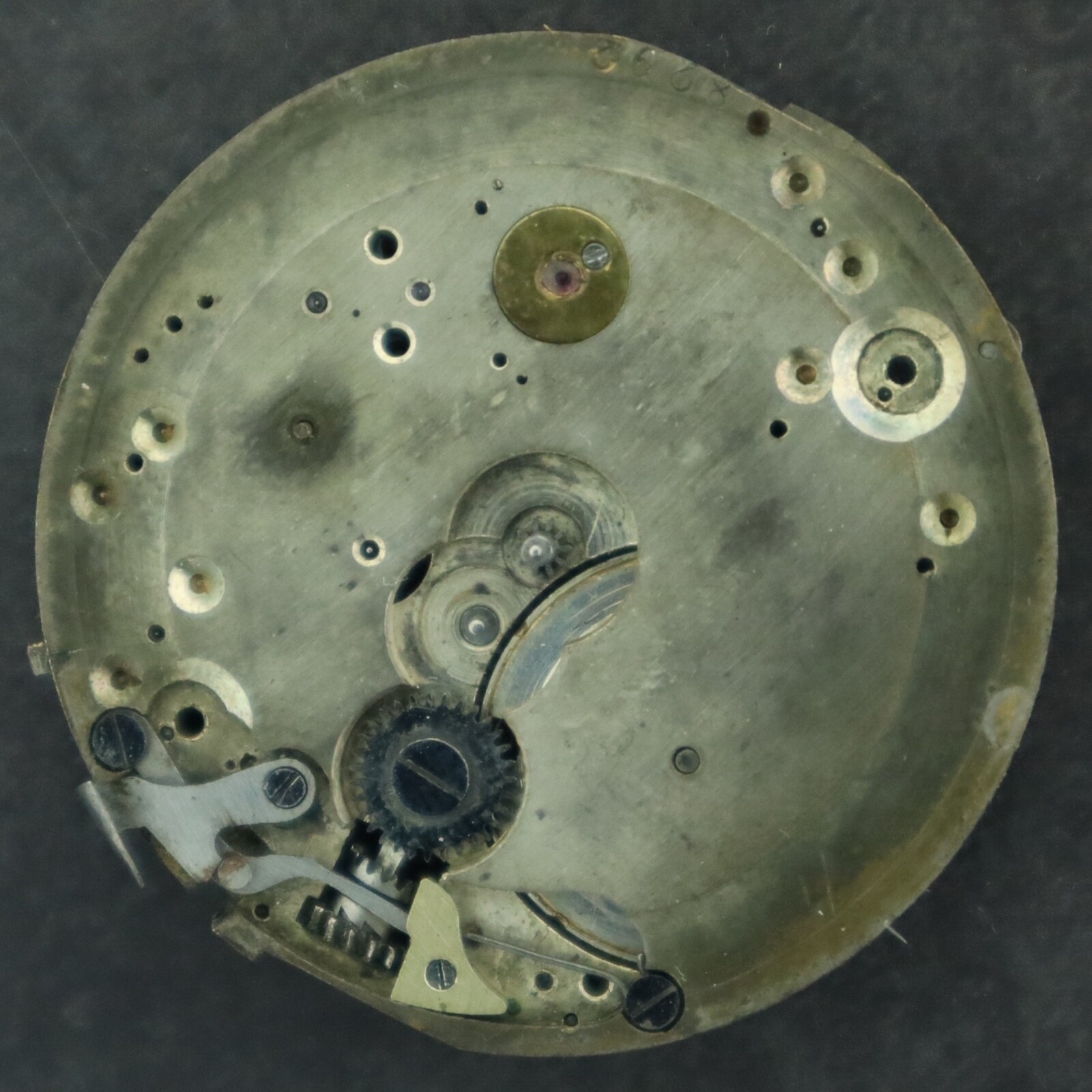 Antique Unbranded 15 Jewel Mechanical Hunter Pocket Watch Movement for Parts