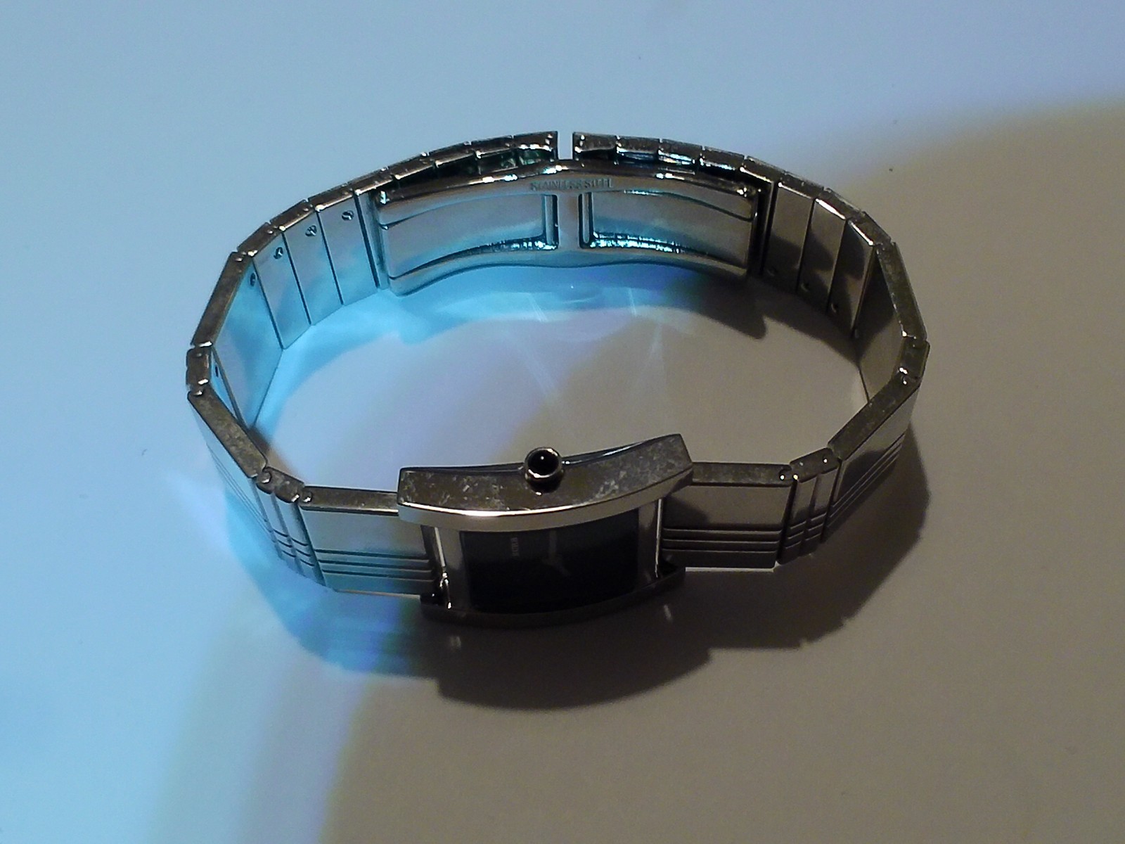 NOS Genuine LADIES BURBERRY watch, model BU4310, qtz swiss m/ment,