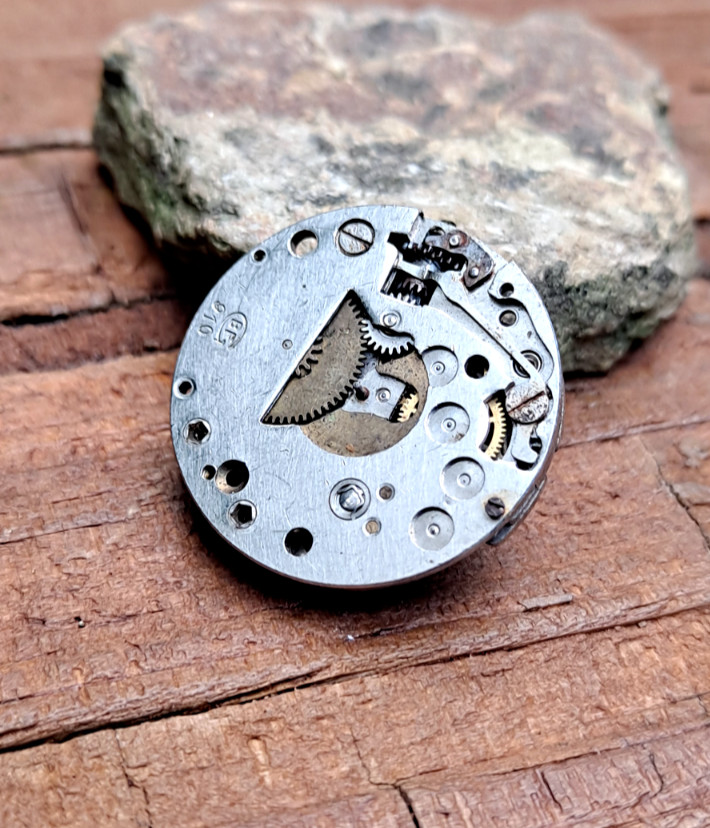 Roxhall time corp. 1 jewel swiss watch parts bf 910 Vtg For Parts Only