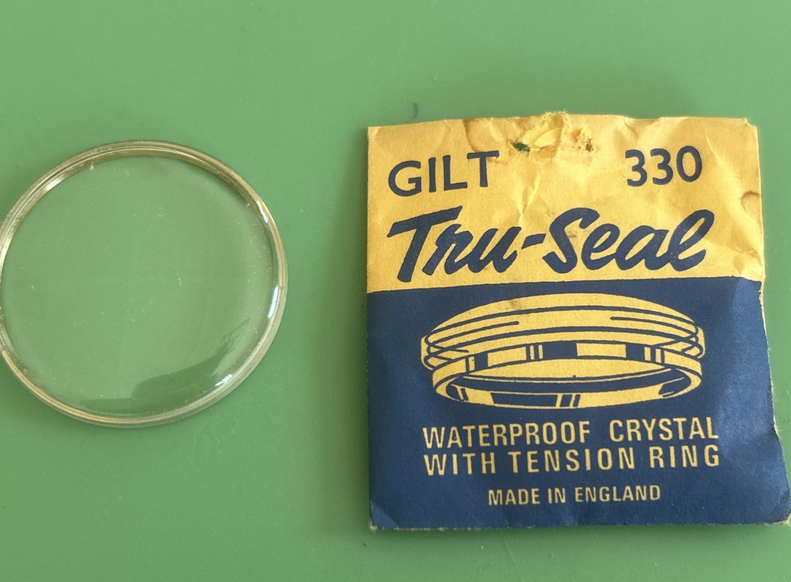 Tru Seal – Crystal – Gilt – Part 330 – 32.9mm – Tension Ring – NOS