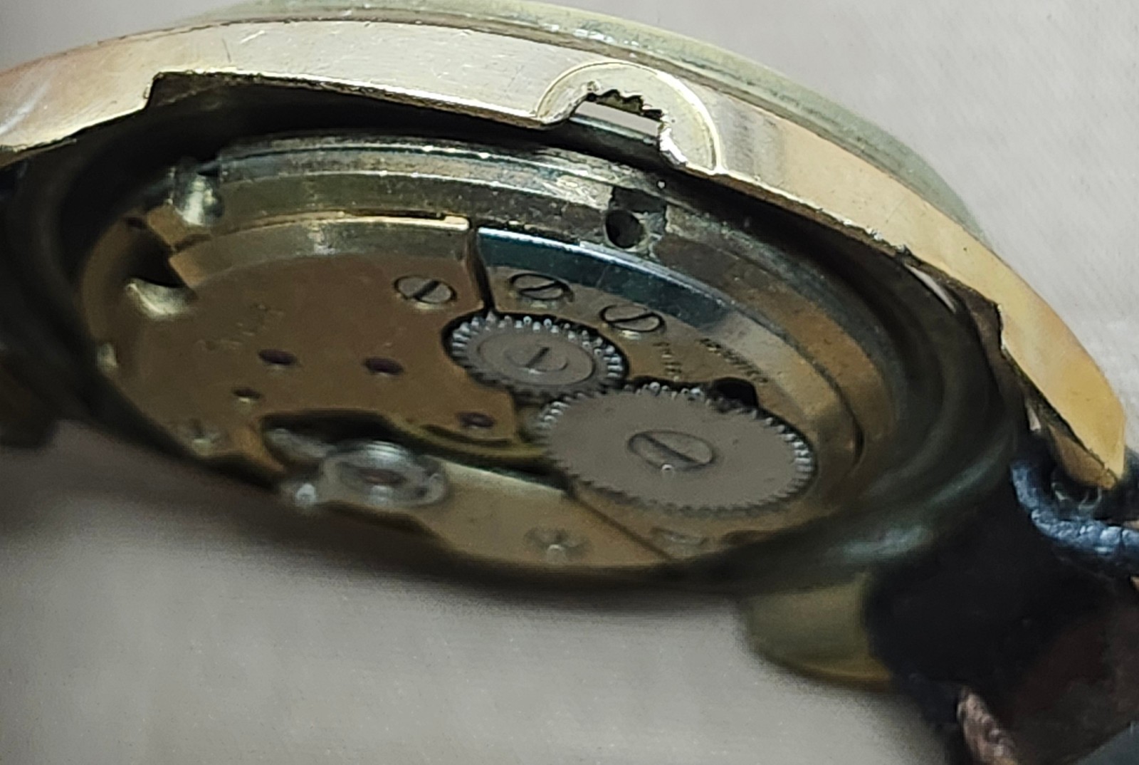 Enicar Swiss Watch 112-02-01 Cal. AR 1120 Repair/Parts No Crown