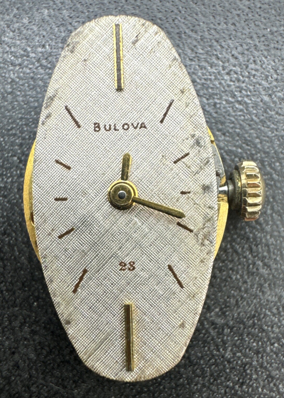 VINTAGE Bulova 5AZ 23 Jewel Ladies WATCH MOVEMENT-Running 4 Repair