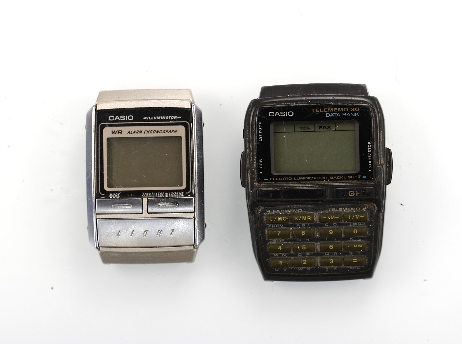 Casio Illuminator Watch Men A200 WR Telememo 30 Data Bank Quartz NON WORKING