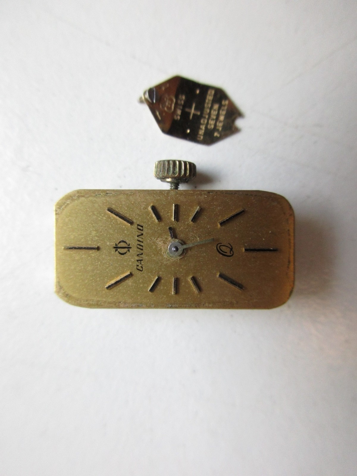 FHF cal. 102.001 Swiss quartz vintage watch movement – running