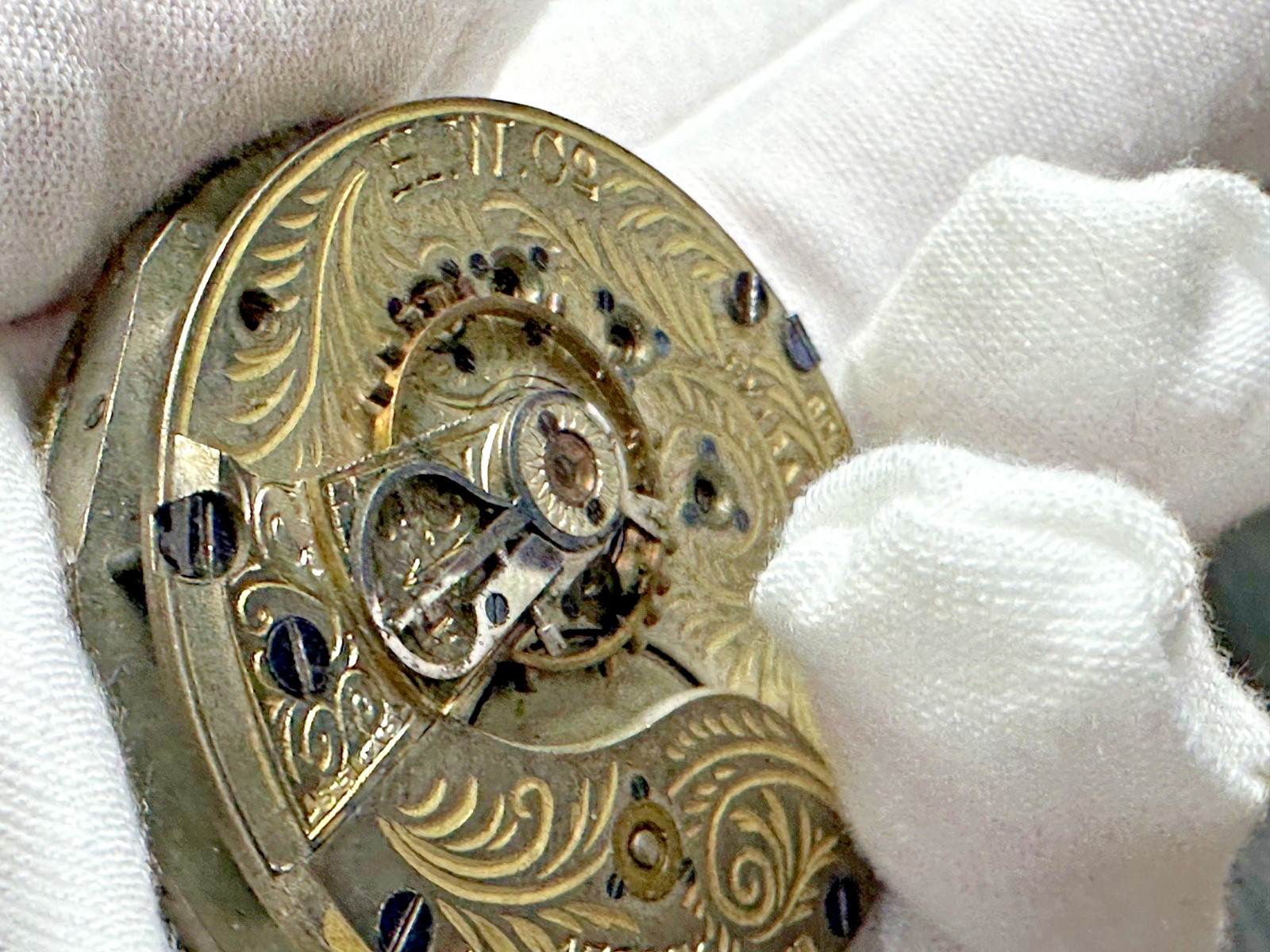 ANTIQUE H W CO SPECIAL HIGHLY JEWELED SWISS WATCH BODY FOR PARTS N209