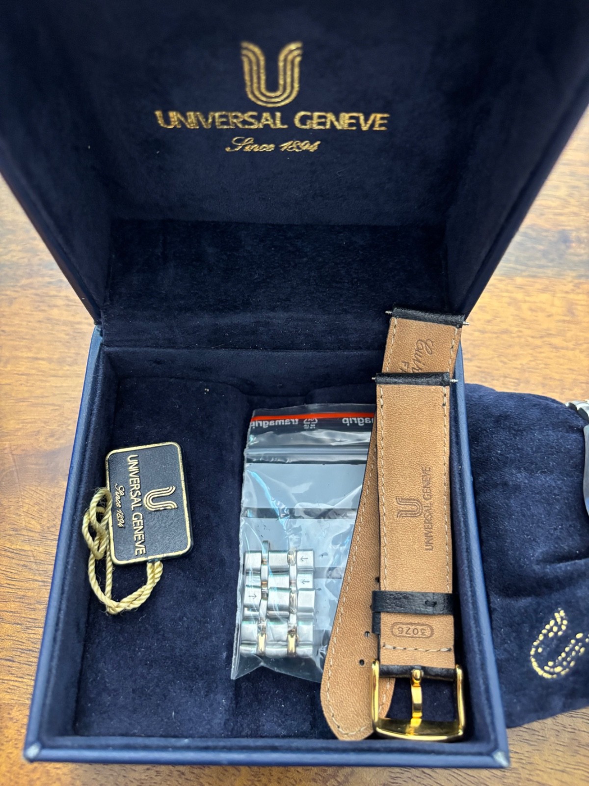 Universal Genève Compax Ref. 284.465