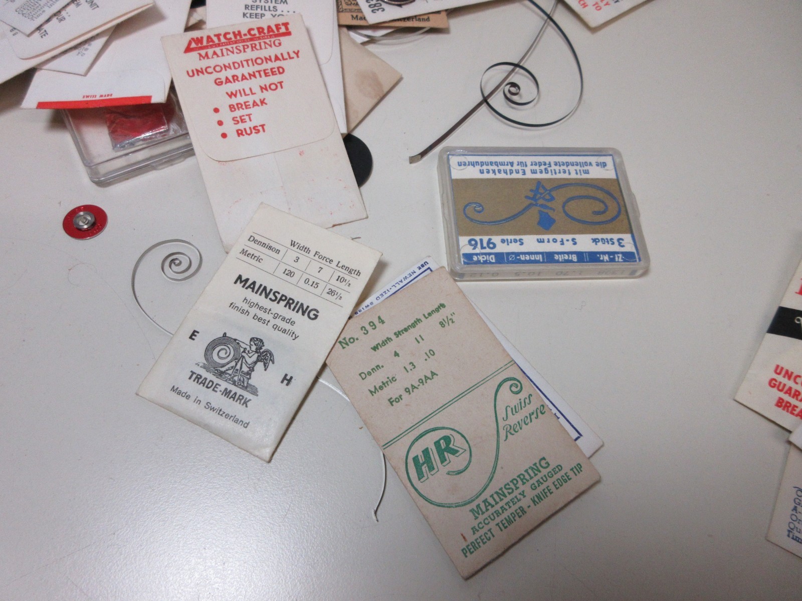 VINTAGE LOT OF 75 WATCH MAIN SPRINGS WATCHMAKER REPLACEMENT PARTS ASSORTED # 13
