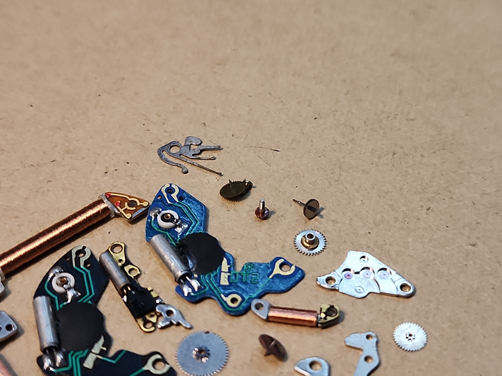 Lot Of Mixed NOS Circuits Coils Quartz Watch Movement Parts Repairs Spares