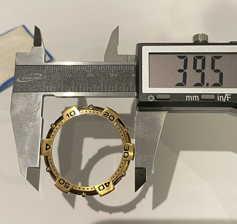 NOS Genuine Seiko Yellow Gold Color Rotating Bezel Part 8601-3651