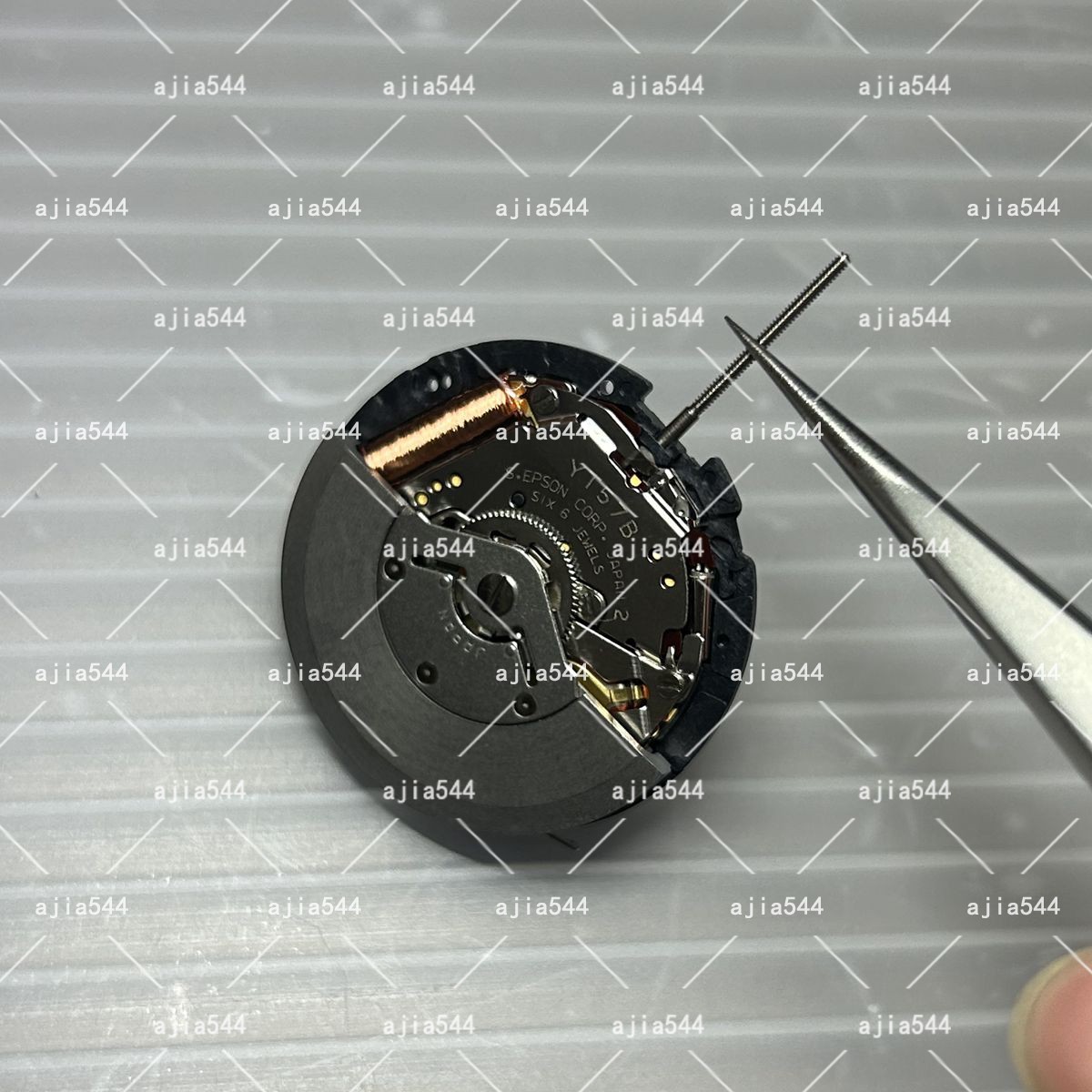 YT62 Watch Movement Japan Kinetic Watch Movement -5M42 White H3 date 1pc