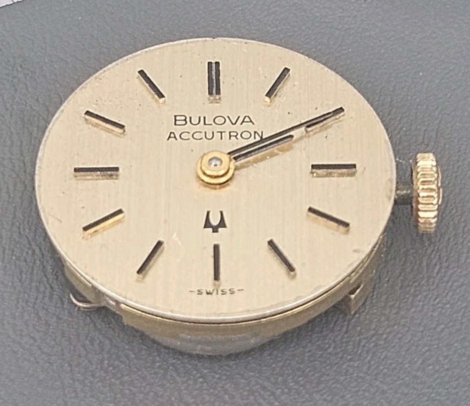 Bulova Accutron Cal. 2300 Tuning Fork watch movement, Dial, & Winder For Repair
