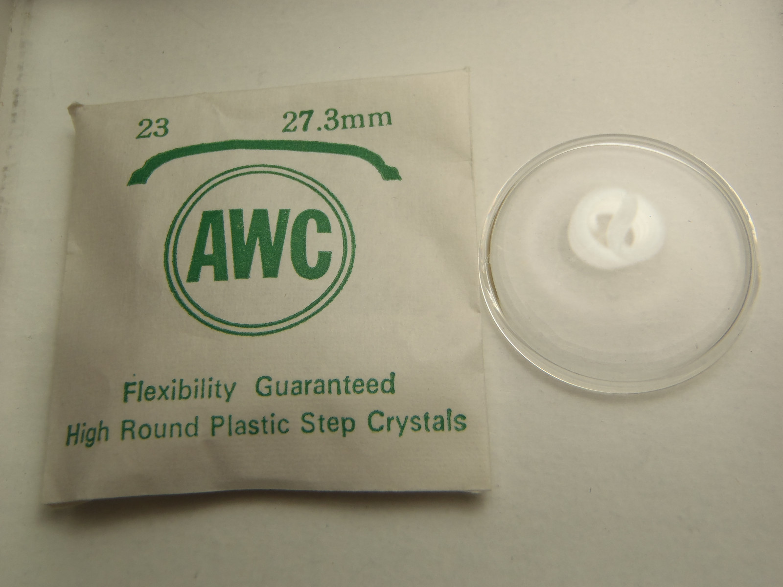 AWC HIGH ROUND PLASTIC WATCH STEP CRYSTAL # 43 = 27.3 MM NOS