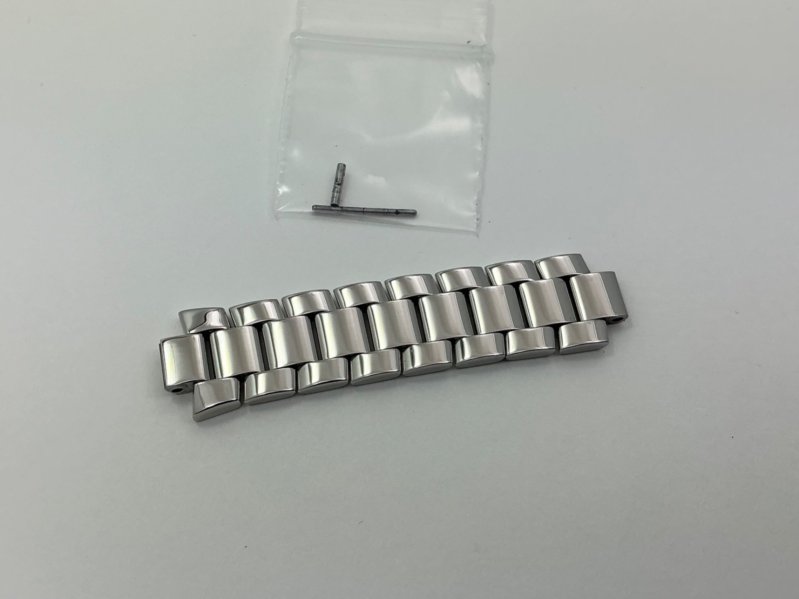 Ladies Baume & Mercier Riviera 65505 CONTINUOUS Partial Band Stainless Steel