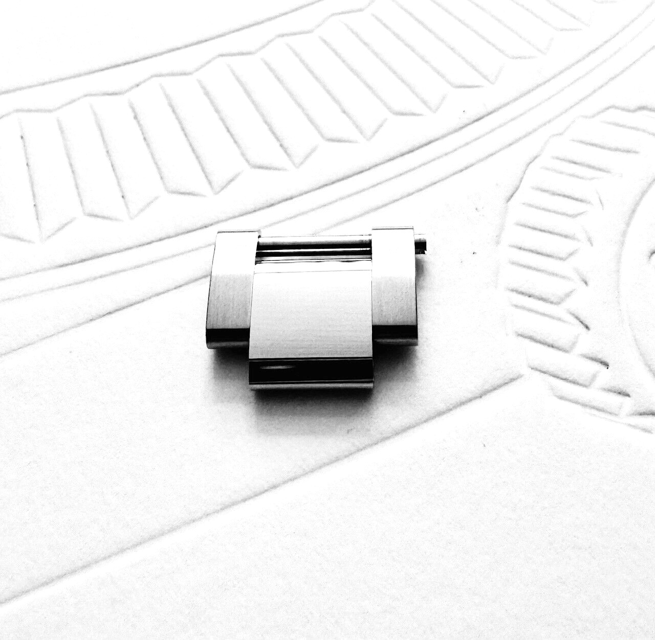 Genuine ROLEX Stainless Steel New Style 15.5mm Oyster Link 116622 126622