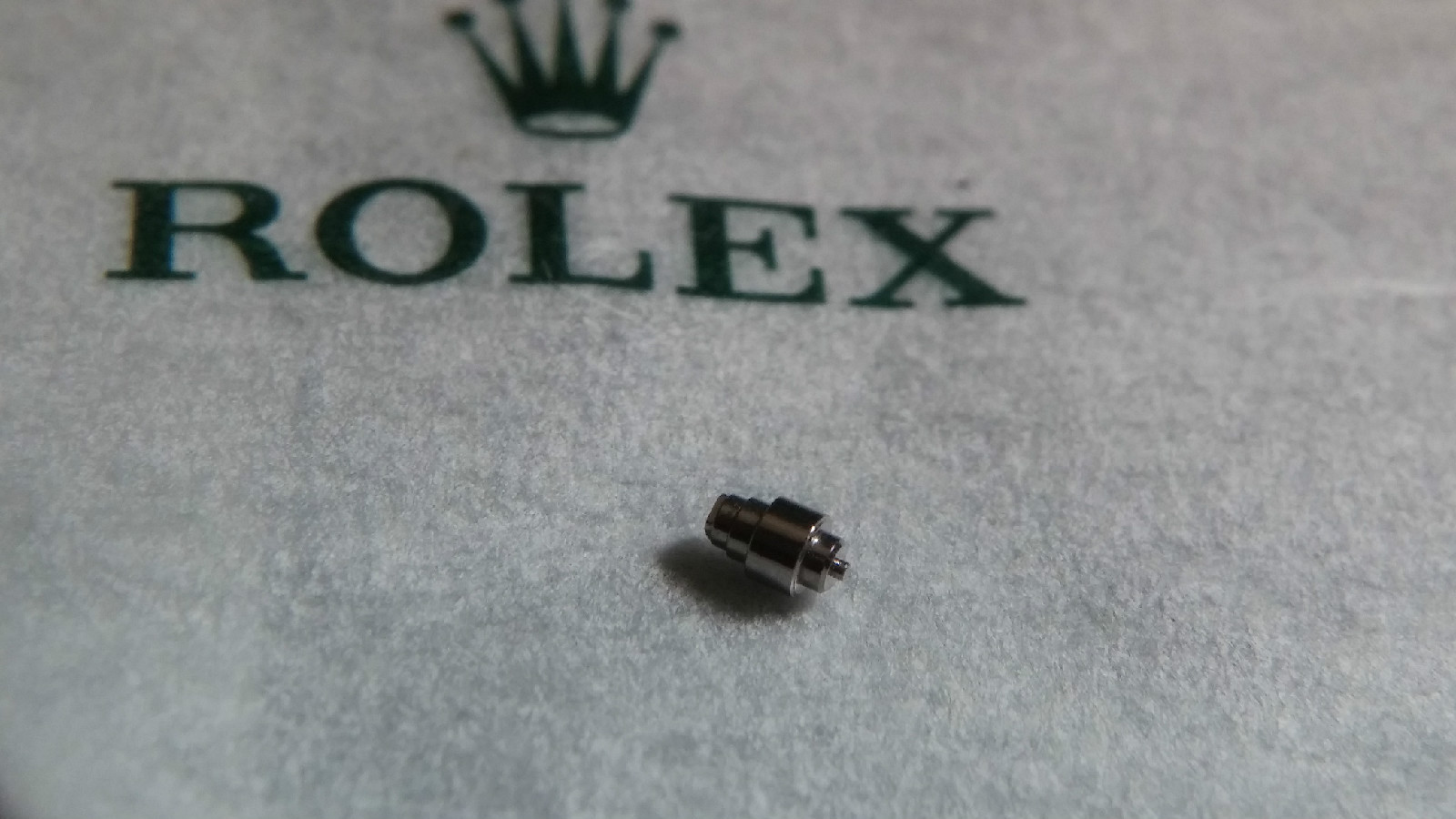 Rolex 2230 2235 307 Barrel Arbor (open package) watch part genuine