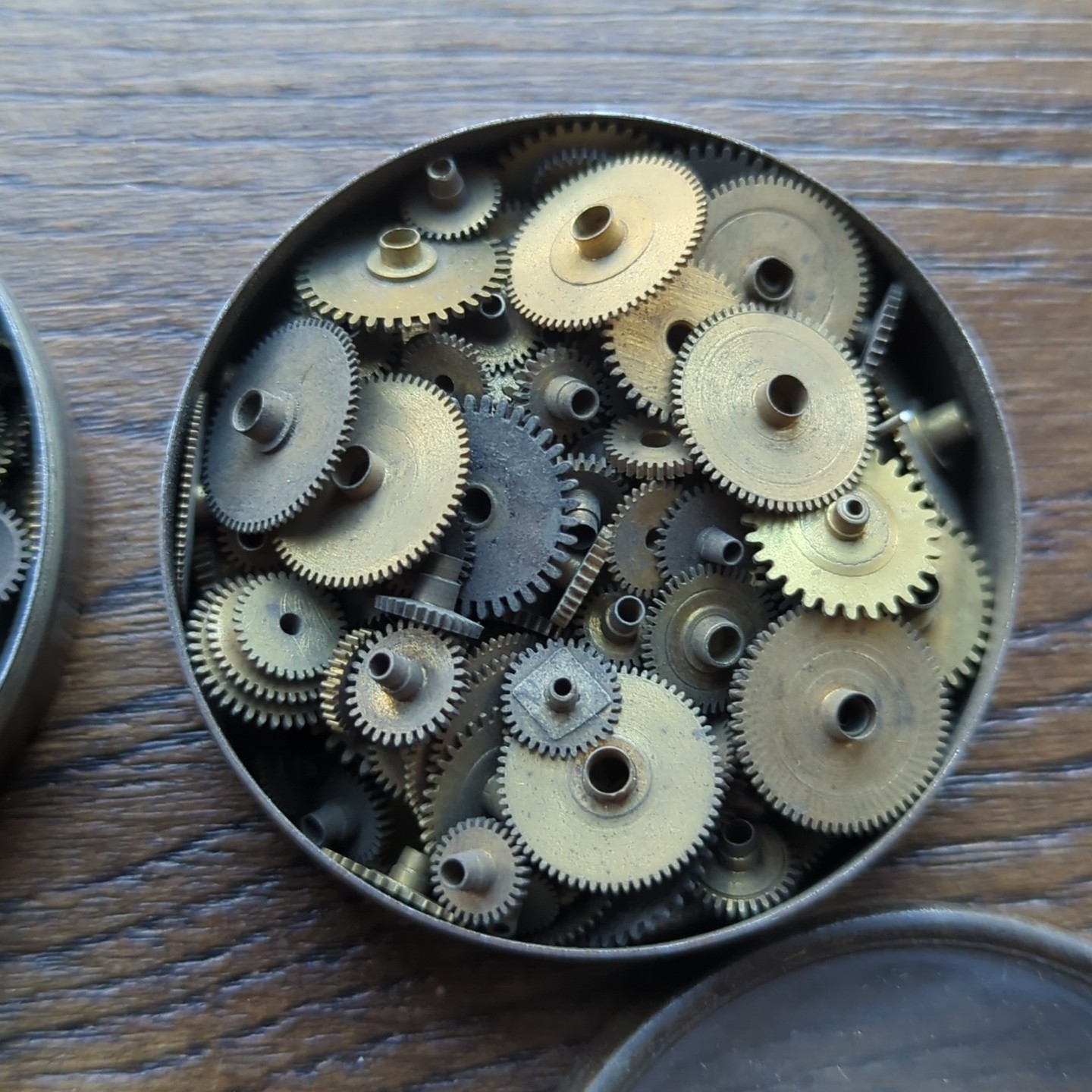 Pocket Watch Hour and Minute Wheels for Geneva Antique Movements (CT25)