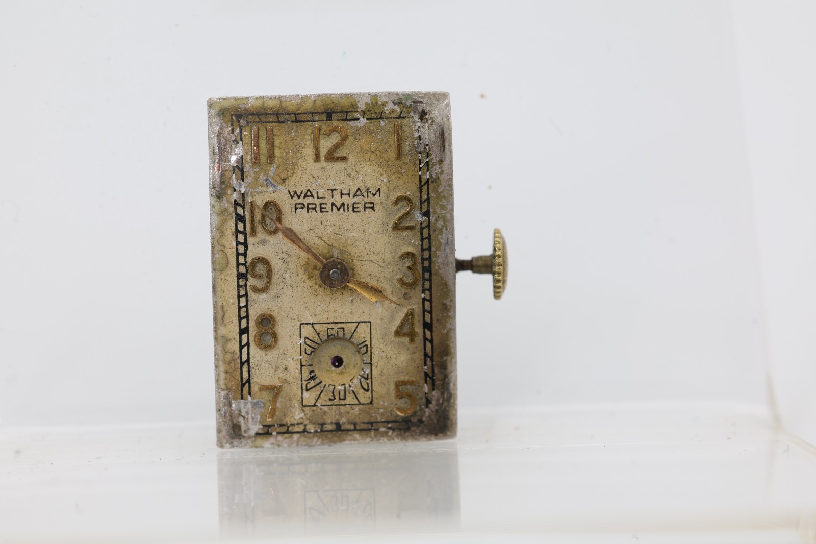 WALTHAM PREMIER cal. 750, 17j WRIST WATCH MOVEMENT FOR REPAIR (NA)