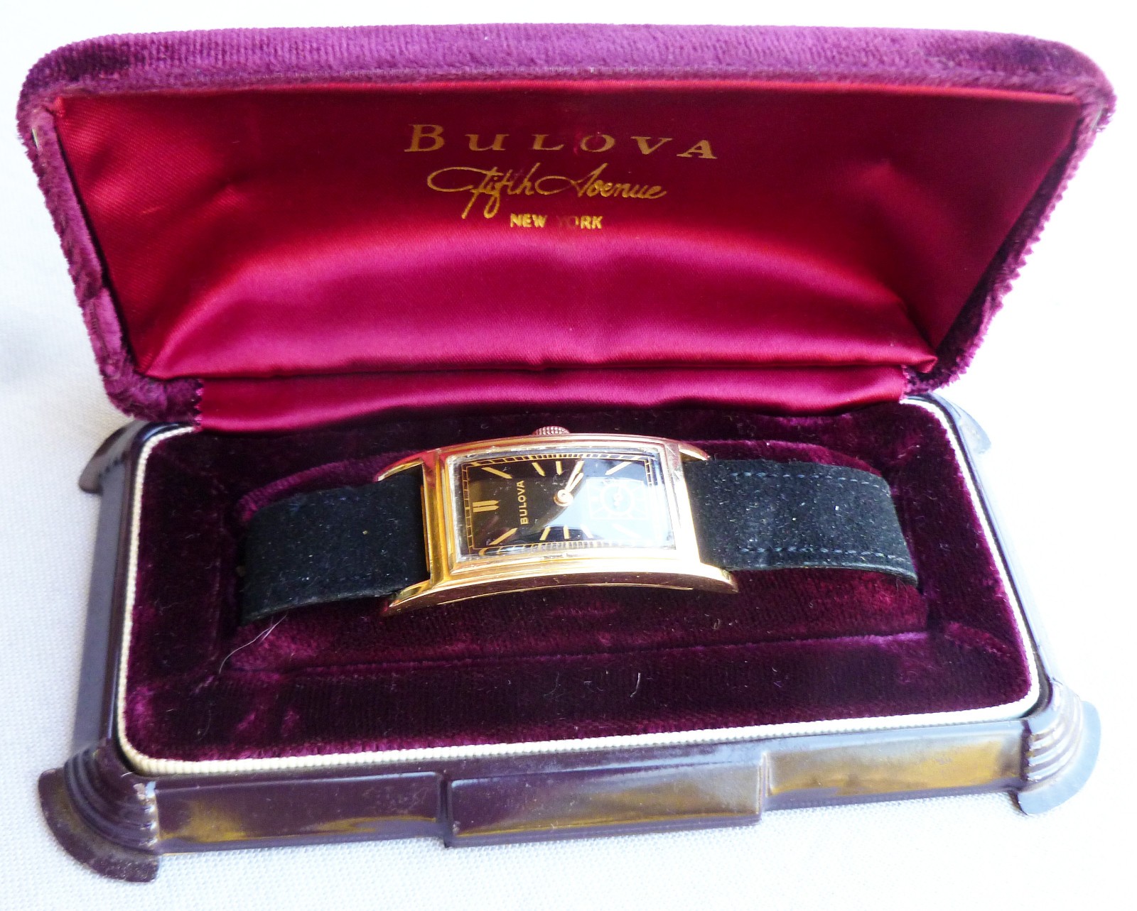 BULOVA 47mm Curved Deco “FIFTH AVE” Black Dial Boxed Elegance Beautiful Runner