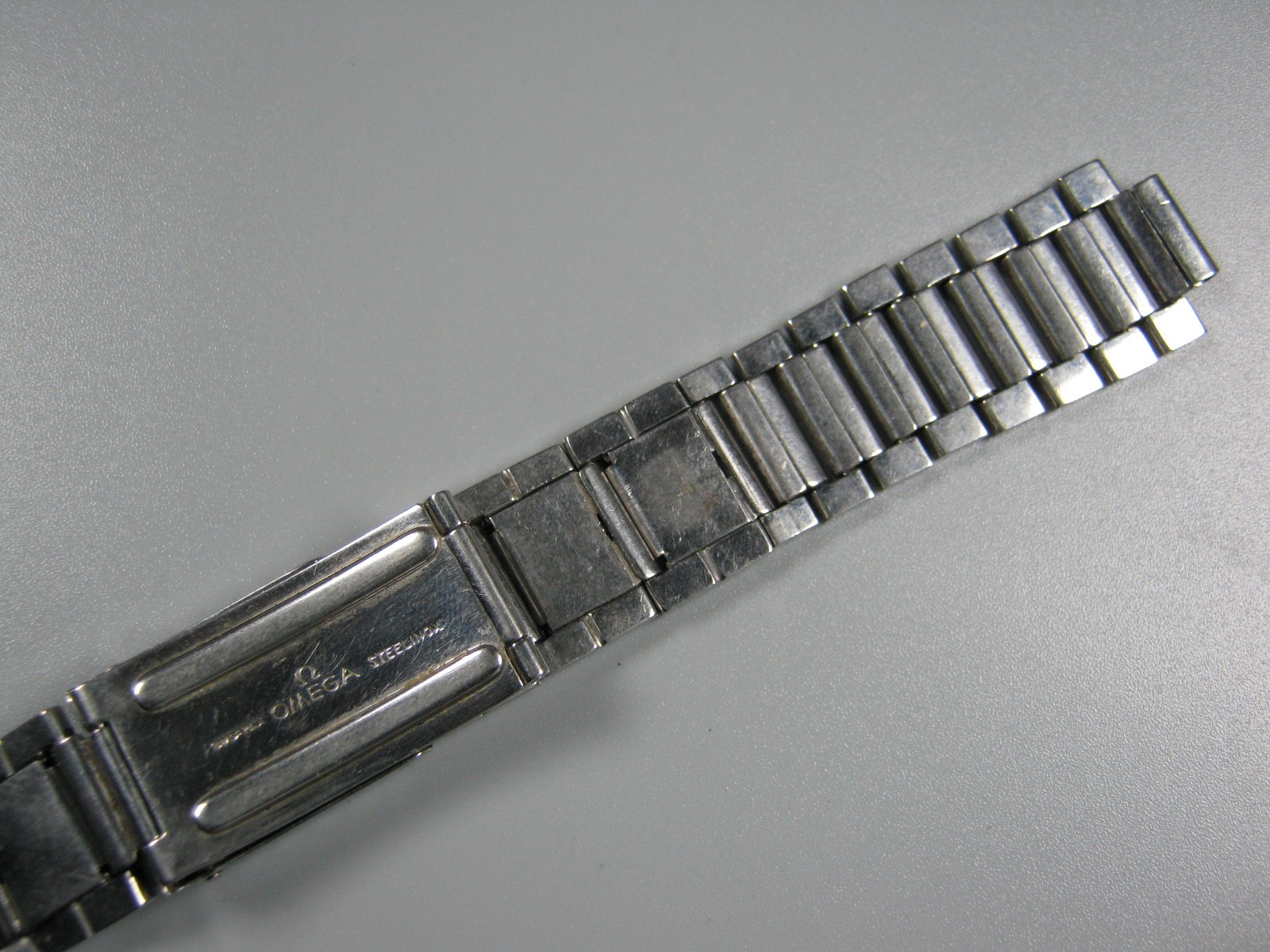 Vintage 1950’s Omega Bracelet 7077 Expandable End Links Missing