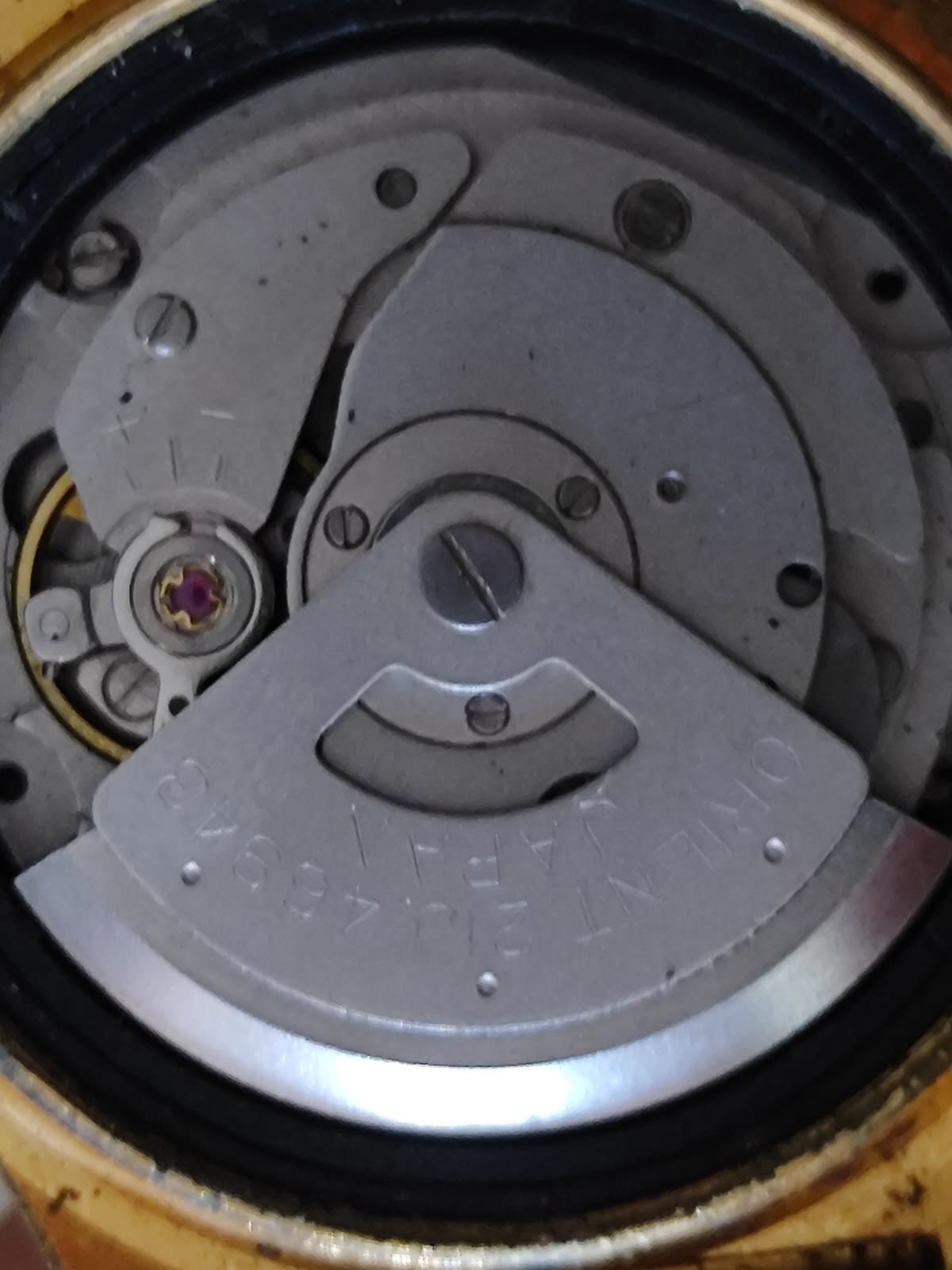 ORIENT 46943 Complete movement with Dial & hands & Crown workIng for part Used