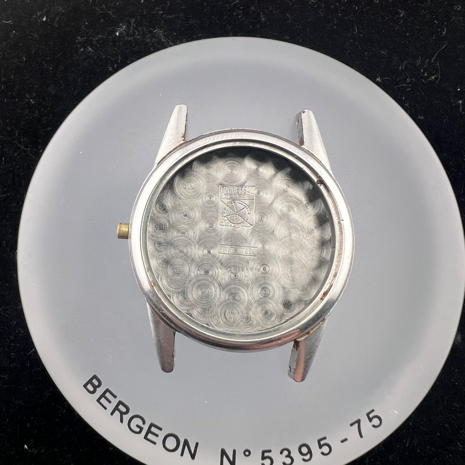 Universal Enversteel Watch Case 33mm 1102876 – 212202