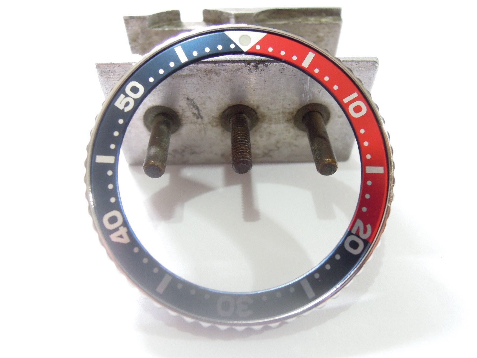 NEW STAINLESS METAL BEZEL WITH PEPSI INSERT LARGE DIVERS SKX009-007 MEN’S WATCH