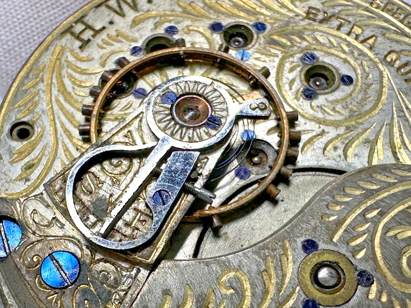 ANTIQUE H W CO SPECIAL HIGHLY JEWELED SWISS WATCH BODY FOR PARTS N209