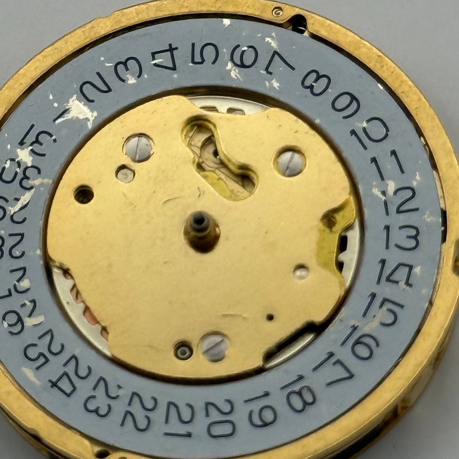 Ronda 5040.D Watch Movement Quartz Swiss R9 13 Jewels Parts Repair Spares 28.5mm