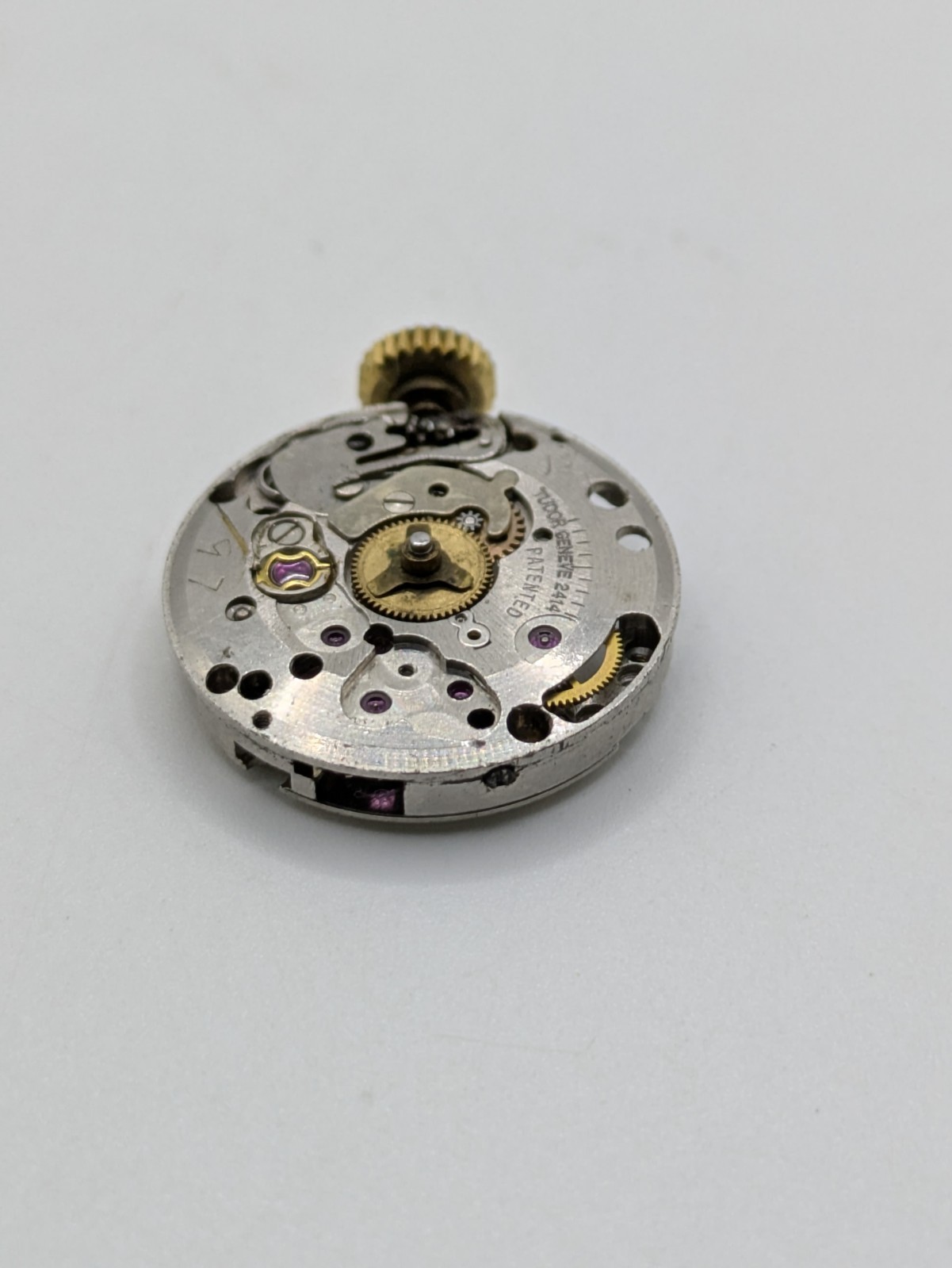 Tudor Geneve 2414 Manual Movement For Parts / Repairs See Photos / Video 18.2mm