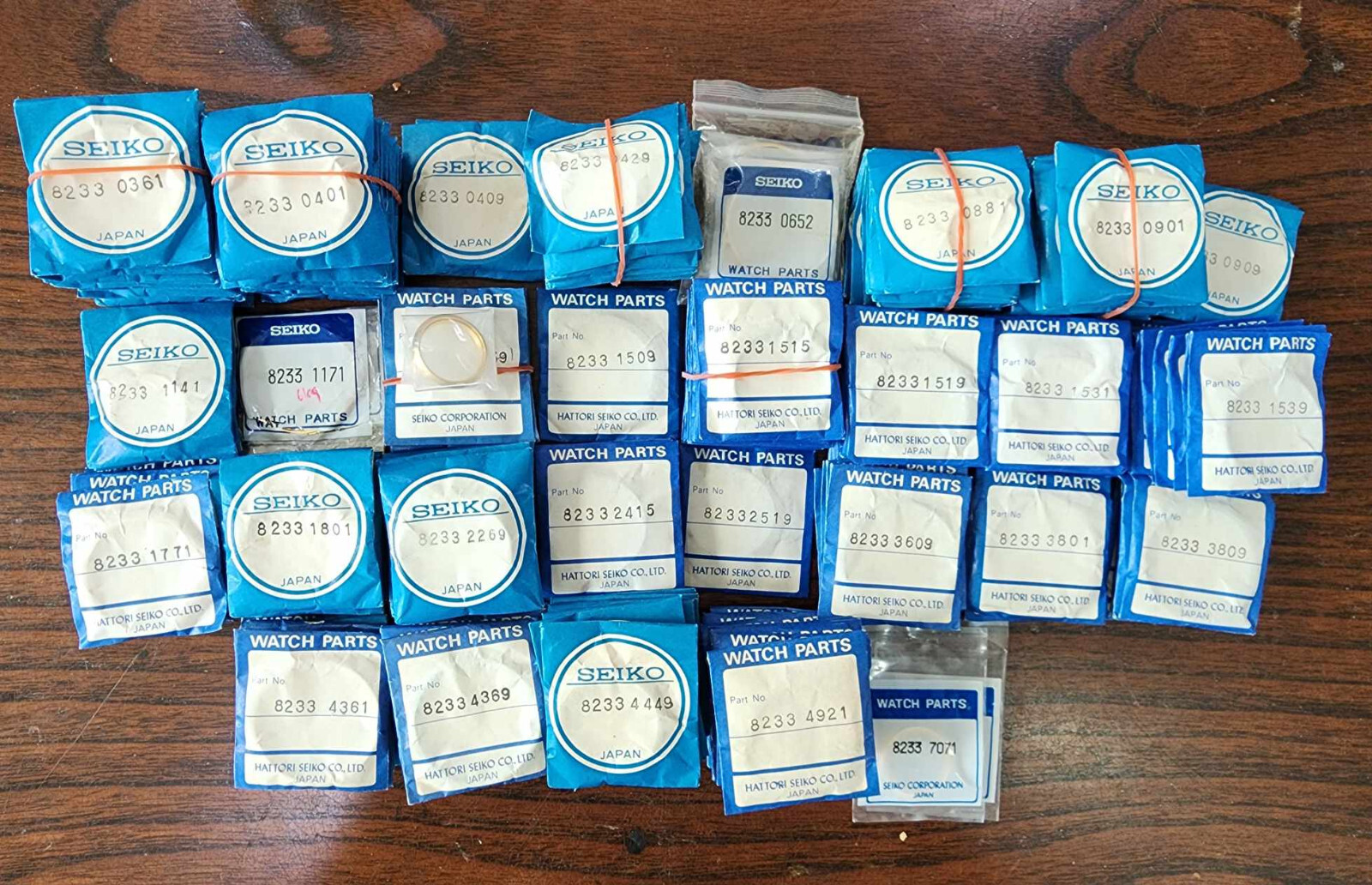 NOS ORIGINAL SEIKO BEZEL 8233 XXXX PARTS 7a38 7t24 6309 7s26 h558 7009 5y23 5c23