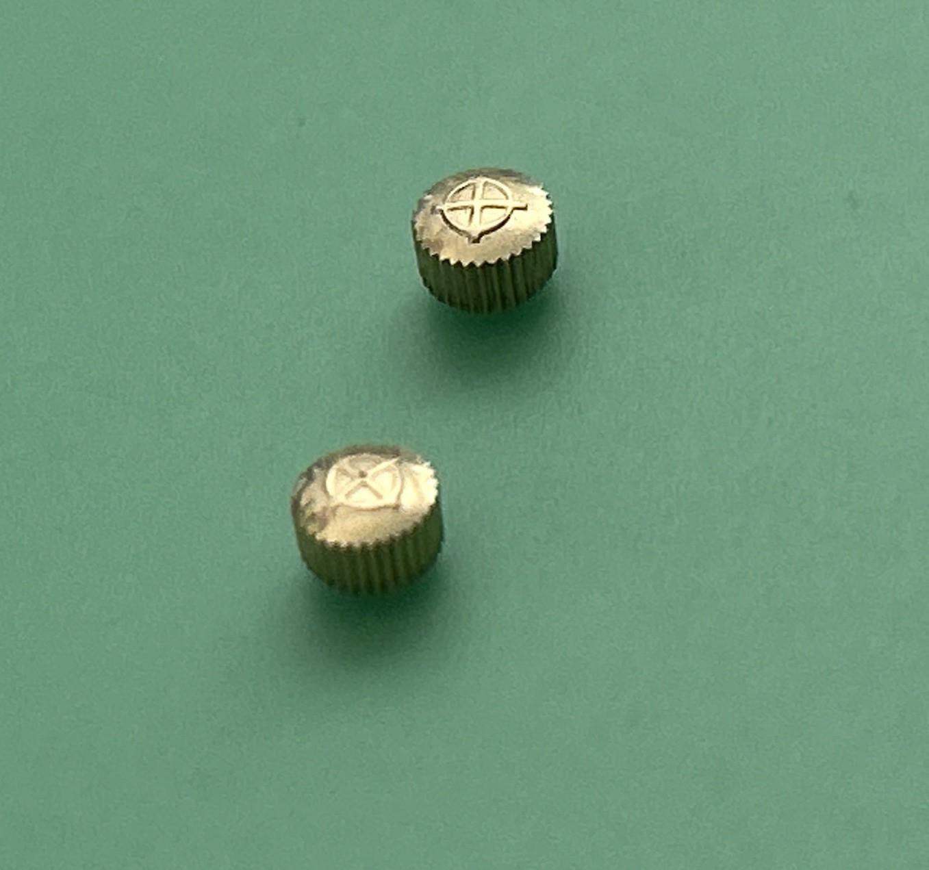 Zodiac Watch Crowns – Gold Toned – 3.99mm dia. – 3.36 mm thick – Exc. Cond.