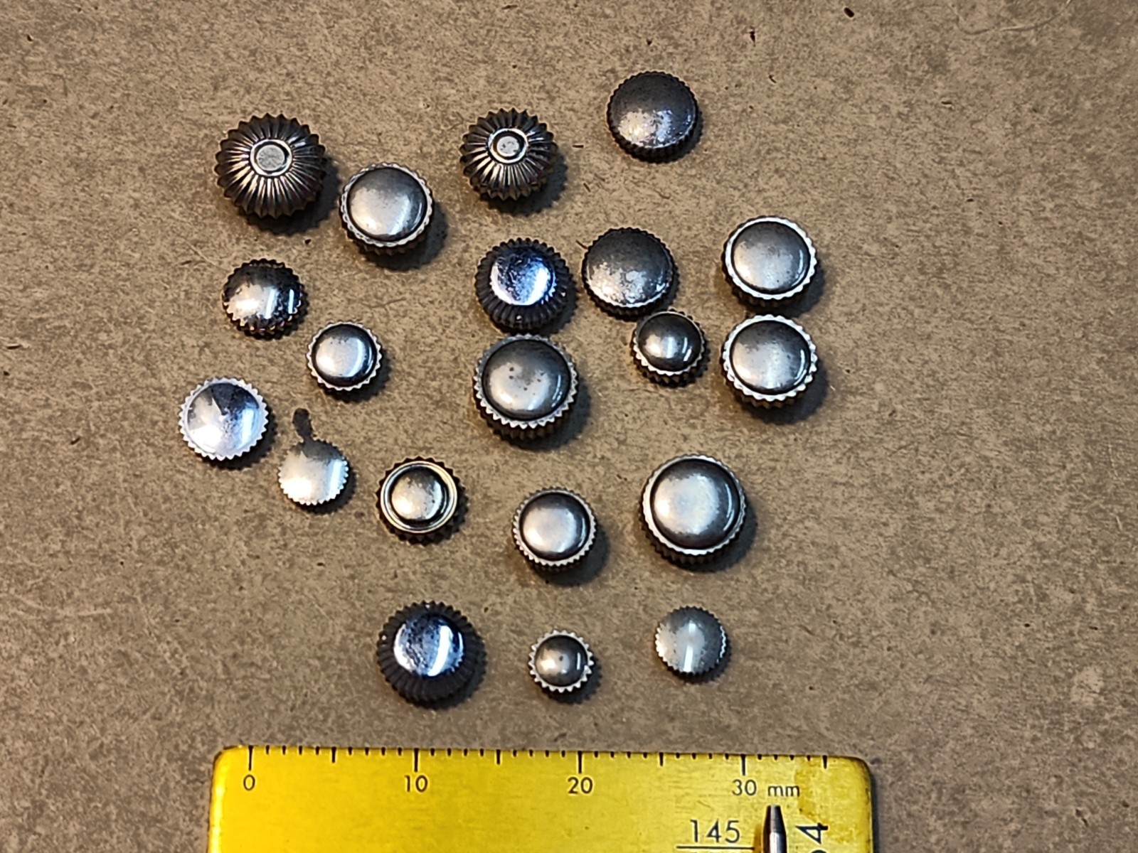 Lot Of 20 Mixed Vintage White GF, SS, & Chrome Pocket & Bracelet Watch Crowns