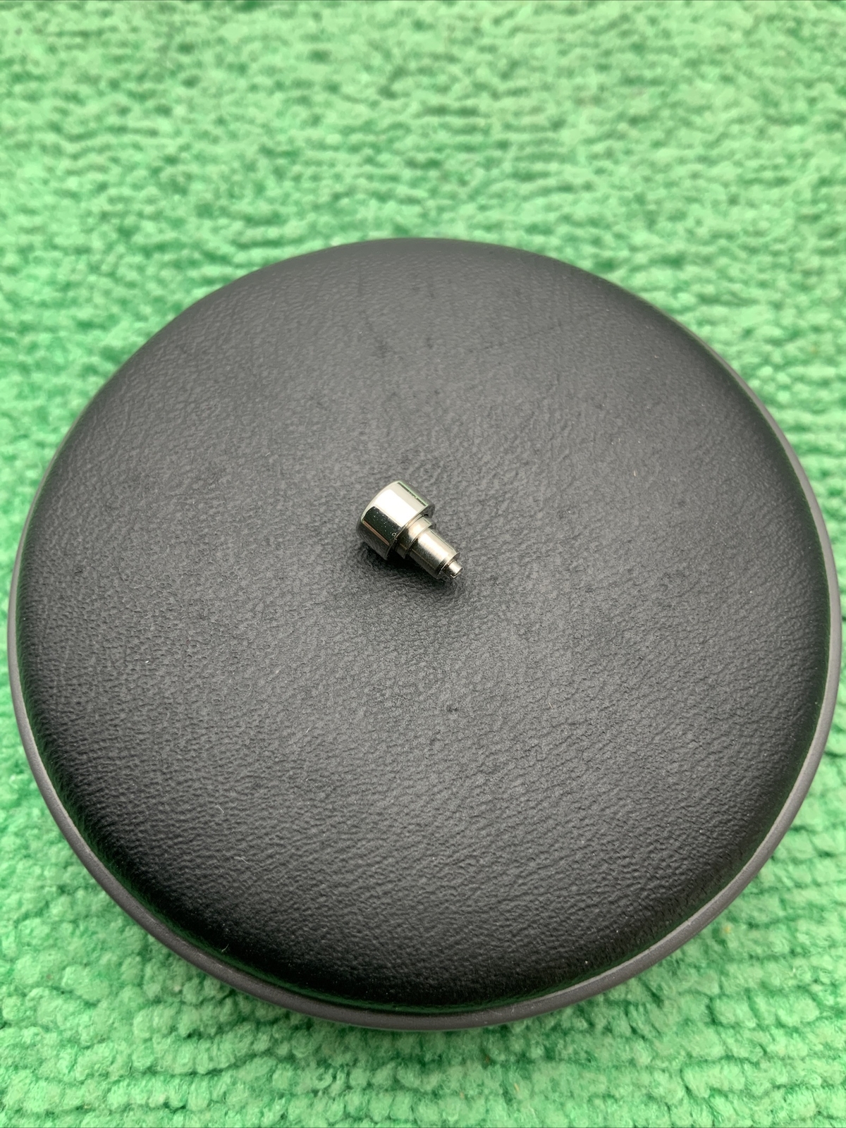 Heuer Pusher Push Button 4.5mm X 2.2mm, (L) 6.70mm, P-1067, 094055