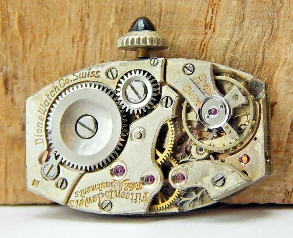 Vintage Dione 15 jewel 2 adjustment wrist watch movement with good balance