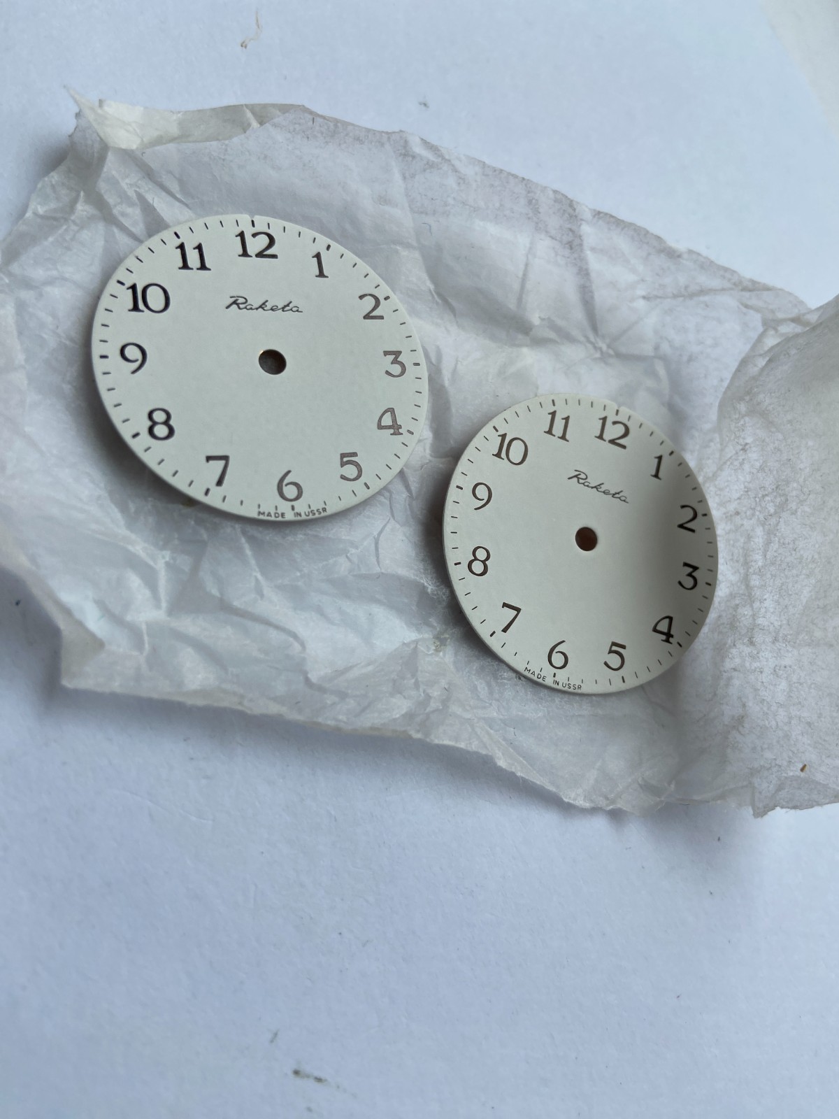 NOS LOT WATCH RAKETA WHITE DIAL 2609 HA 19 JEWELS RARE NEW OLD STOCK PARTS USSR