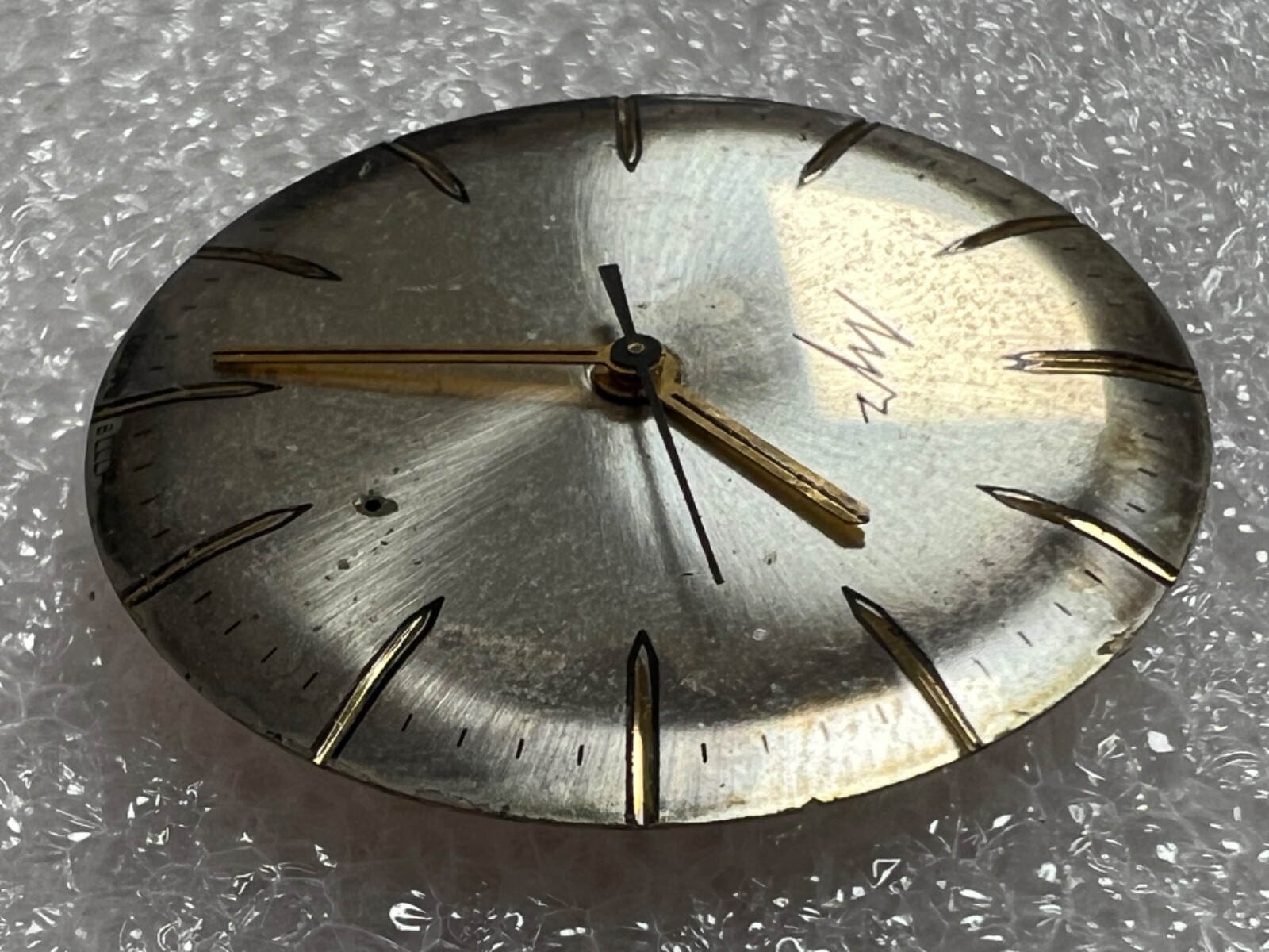 USSR LUCH movement 2209 caliber Gold Plated watch mechanism. FOR PARTS .