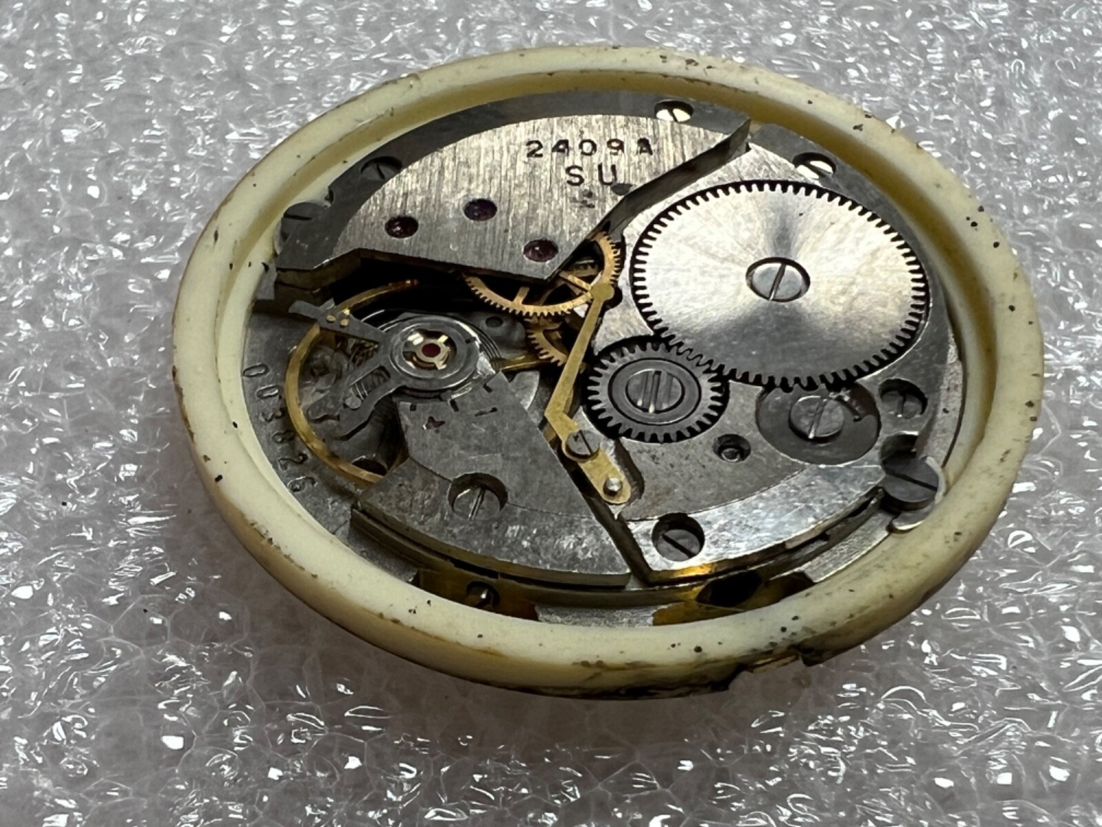 Watch movement USSR Vostok Cal.2409A plus Dial.For parts.