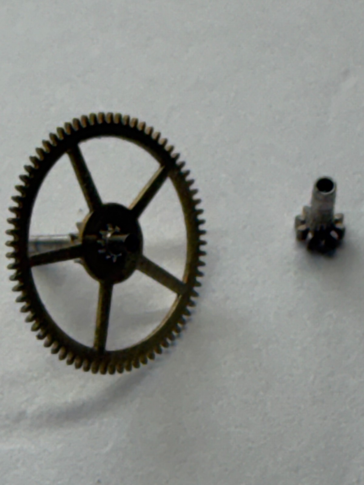 EJ Juillard (bulla) 46 Centre Wheel And Cannon Pinion For Centre Seconds NOS