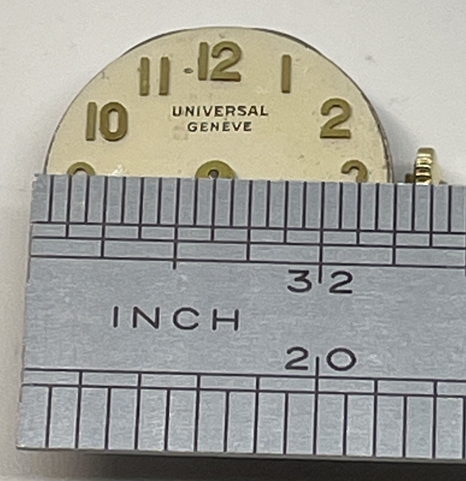 UNIVERSAL GENEVE MOVEMENT Swiss 17 Jewels Runs