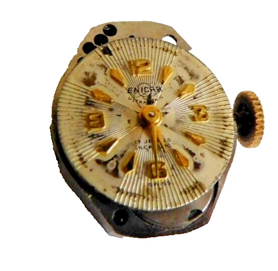 ENICAR 792 17 JEWELS WITH DIAL & HANDS. RUNNING. NEEDS CLEANING.