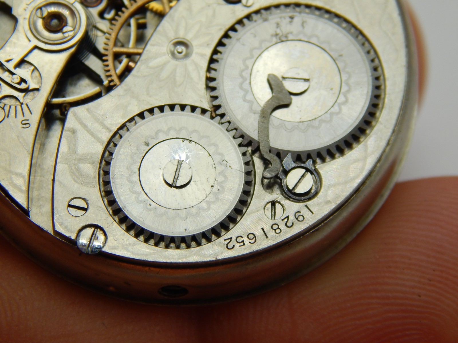 Antique Pocket watch movement Waltham Grade 220 Model 1894 12 size 15 jewel 1913