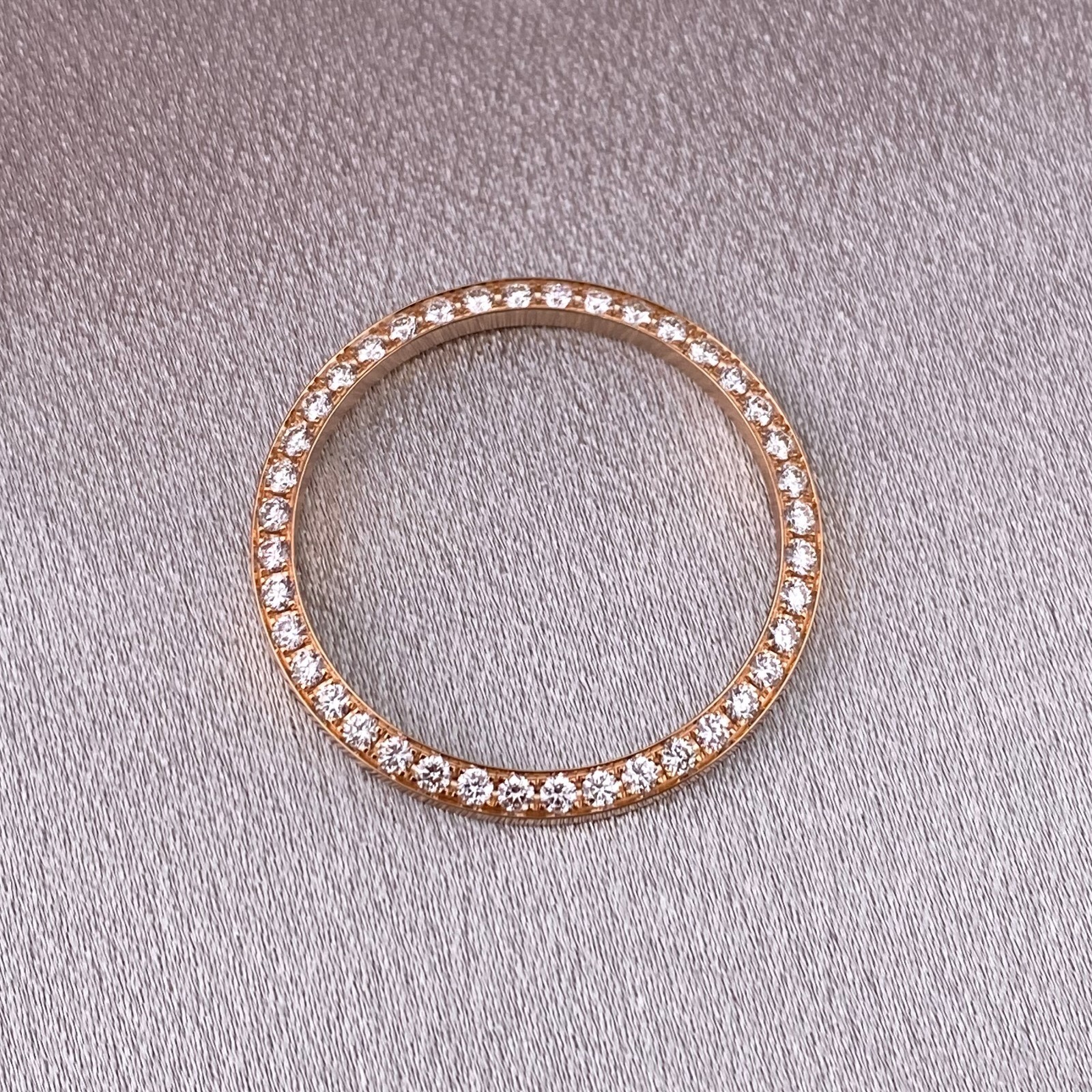 CUSTOM DIAMOND BEZEL 1.0O CTS. 18K ROSE GOLD TO FIT ROLEX DATEJUST-DAYDATE 31MM