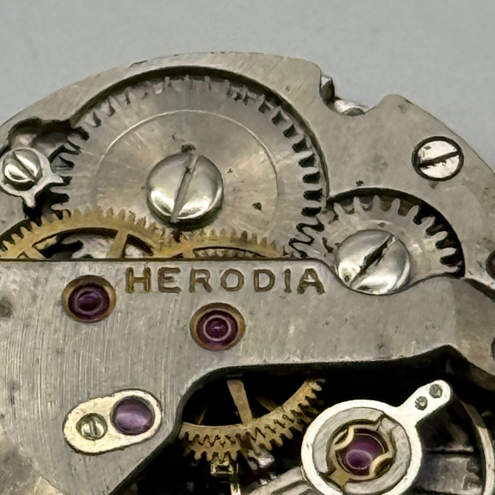 FHF 64 Watch Movement Herodia Ancre 17 Rubies Swiss Vintage Parts Repair 19.2mm