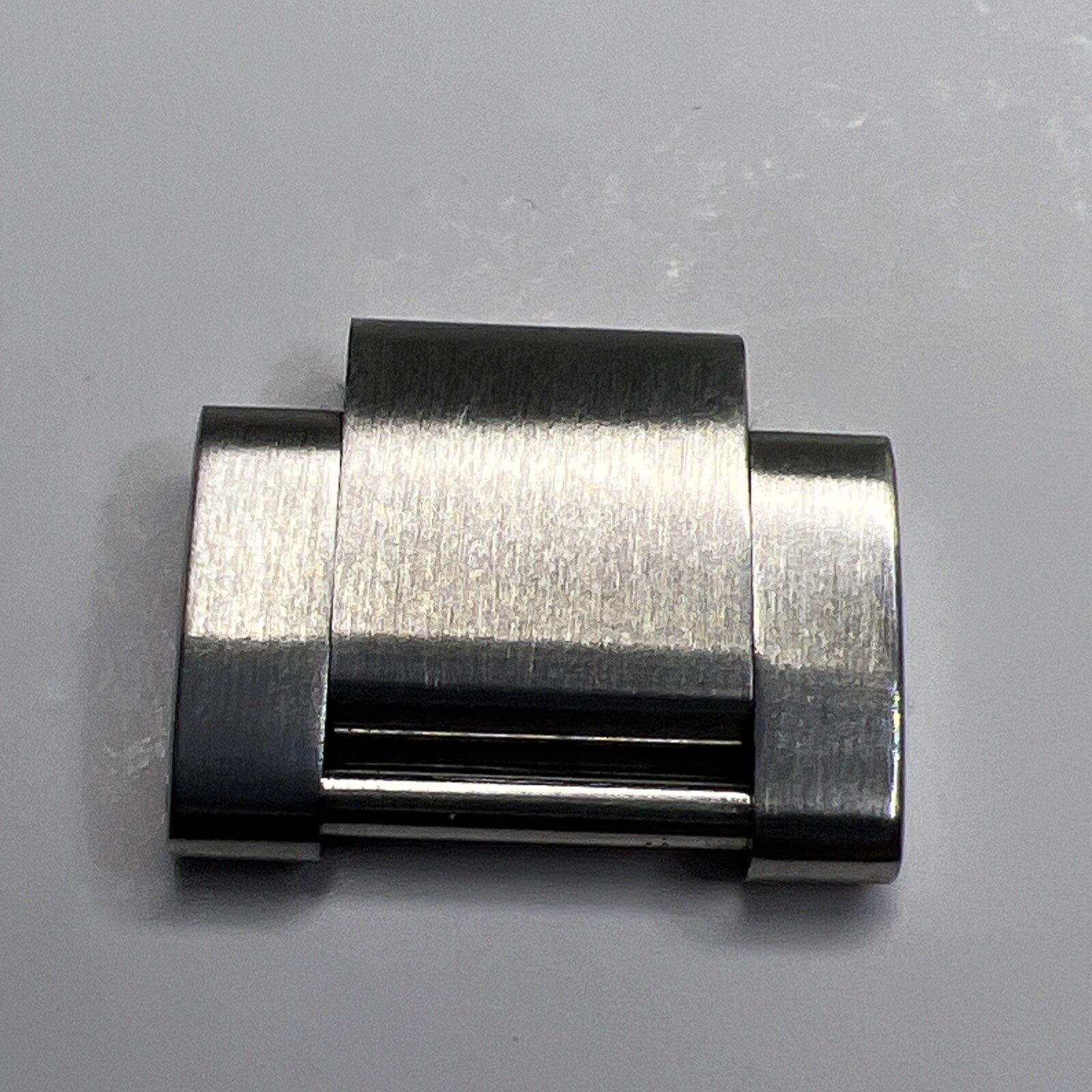 Authentic ROLEX 15.5mm Stainless Steel Oyster Link & Screw For 114270 Explorer