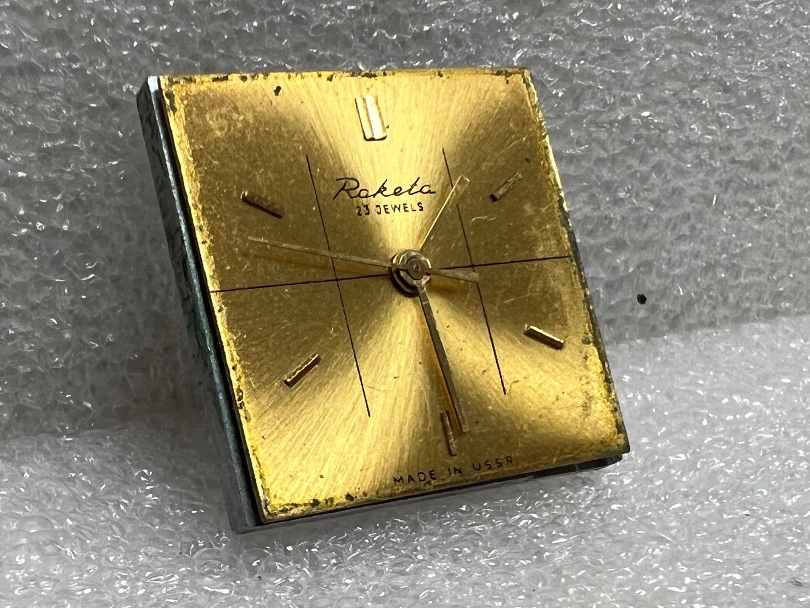Watch movement USSR Raketa Cal.2209 plus Dial. For parts .
