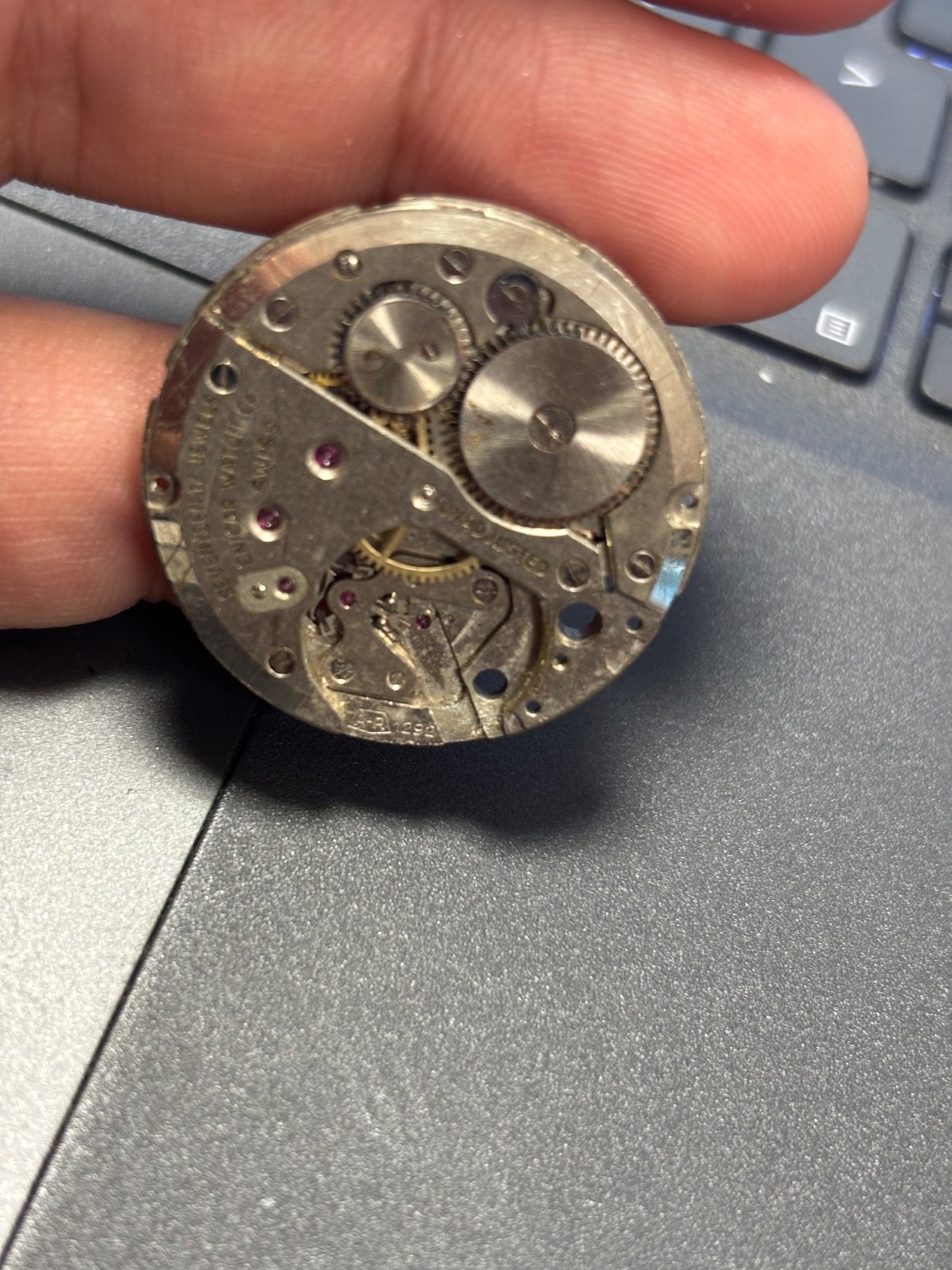 ENICAR AR 1292 17 Jewels Movement for parts or restore