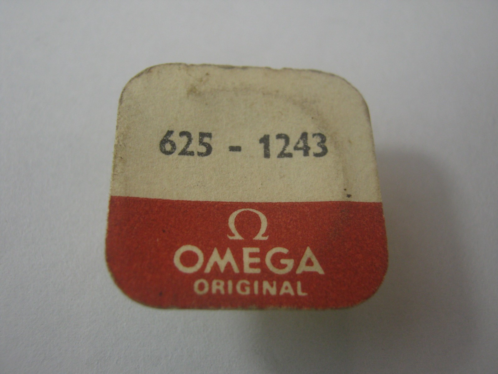 Omega 625 – 1243 Fourth Wheel Genuine Swiss Sealed New Old Stock