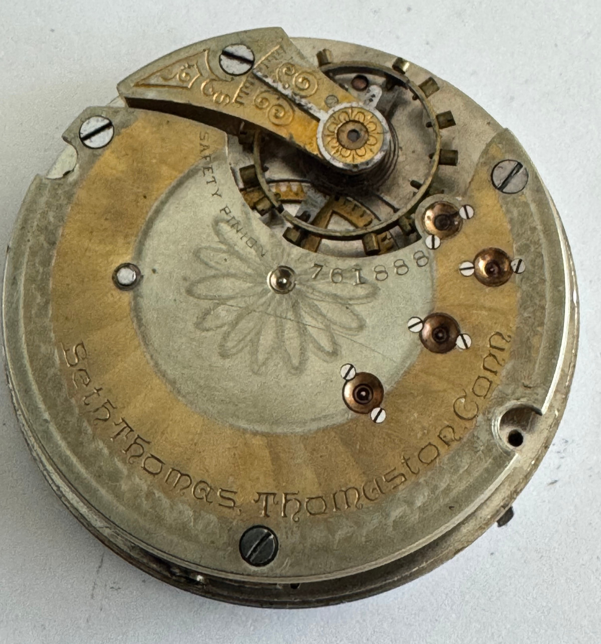 VINTAGE 18 SIZE SETH THOMAS T/T POCKET WATCH MOVEMENT GR. 107 NOT RUNNING
