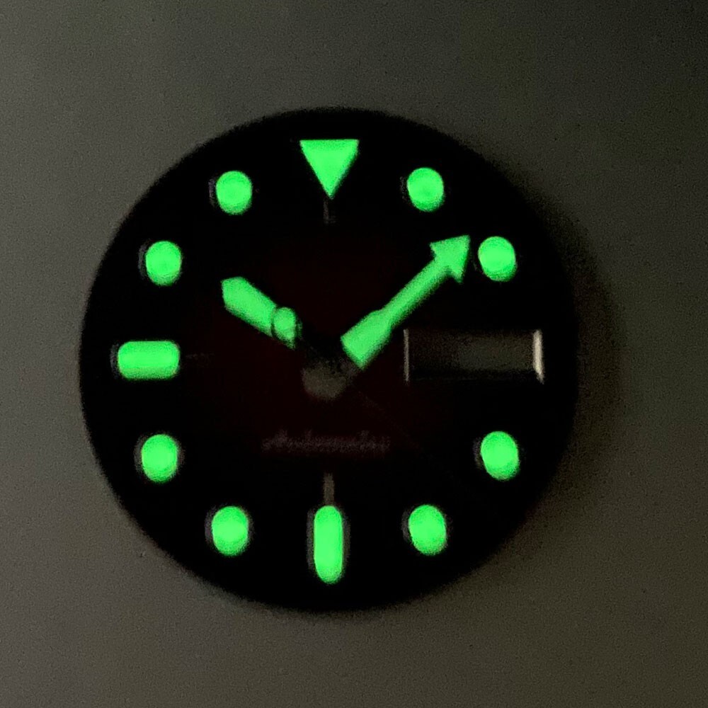 29mm New Texture Gradient Red Watch Dial Lume Face For NH36 NH36A Date Week Move