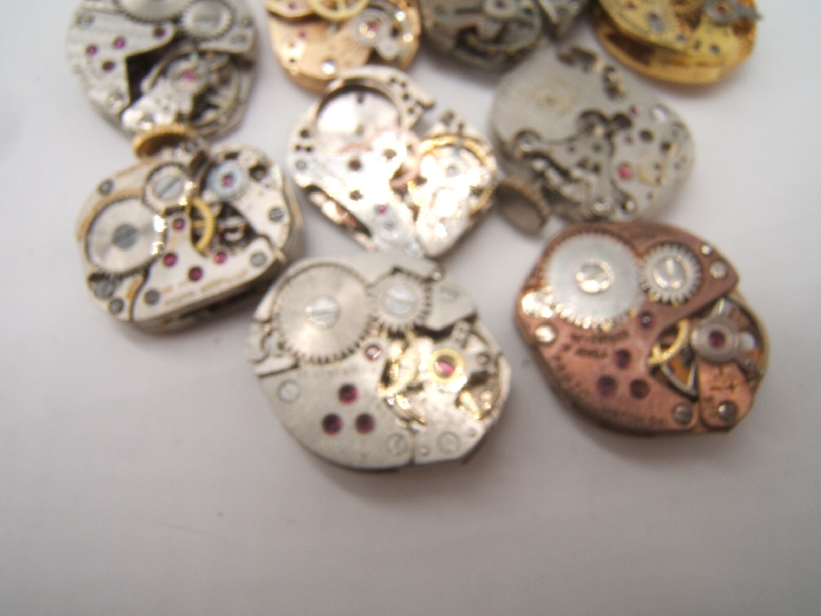 13 SMALL WOMEN’S WATCH MOVEMENTS PARTS REPAIR MECHANICAL WIND UP (LOT AB)